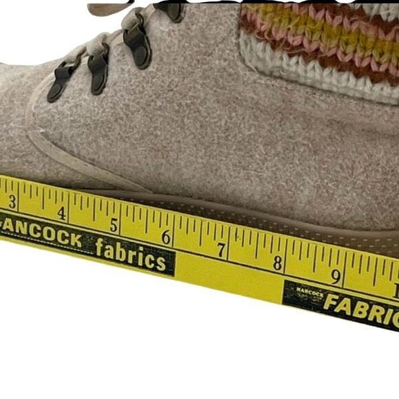 BILLABONG Women’s Zuri Lace-Up Ankle Boots 8.5 Beige Knit Cuff Lug Sole Shoes - Picture 10 of 11